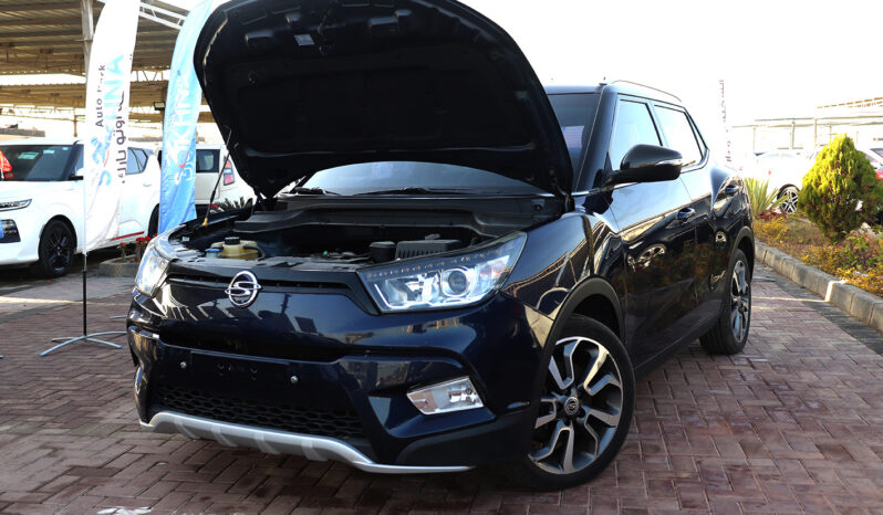 سانج يونج تيفولي ممتلئ