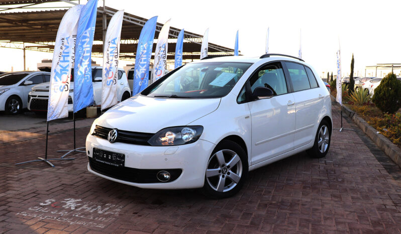 VOLKSWAGEN GOLF PLUS ممتلئ