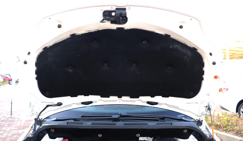 VOLKSWAGEN GOLF PLUS ممتلئ