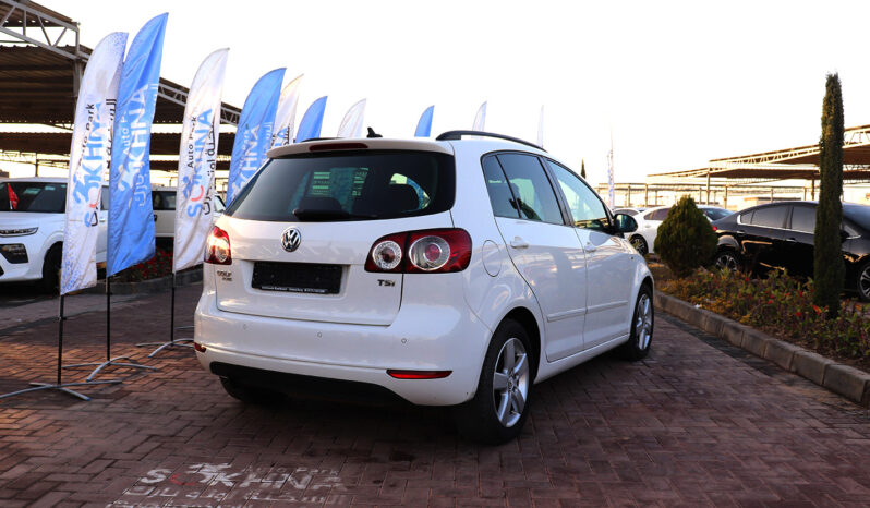 VOLKSWAGEN GOLF PLUS ممتلئ