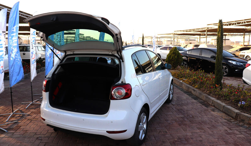 VOLKSWAGEN GOLF PLUS ممتلئ